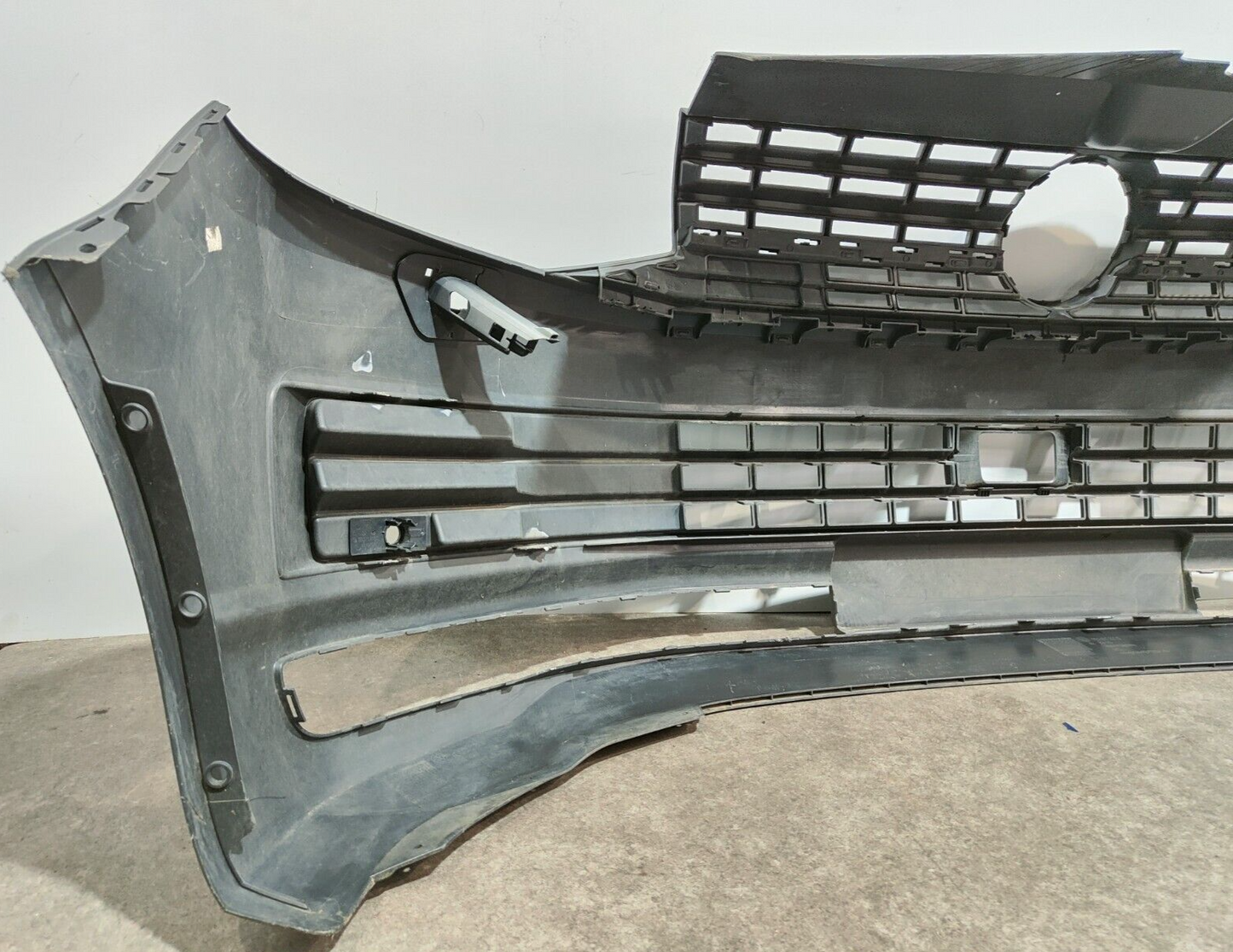 VW TRANSPORTER FRONT BUMPER 2015-2019; P/N: 7E0807221D