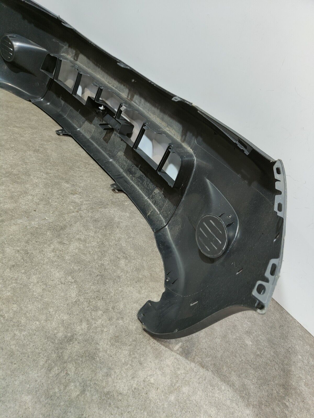 GENUINE TOYOTA HILUX FRONT BUMPER 2009-2011; P/N: 52119-0K974