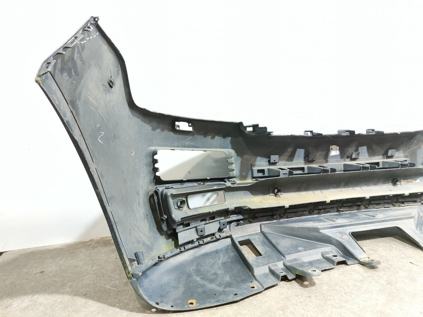 GENUINE RANGE ROVER VOGUE L405 2012-2016 FRONT BUMPER; P/N:CK52-17F003-AA