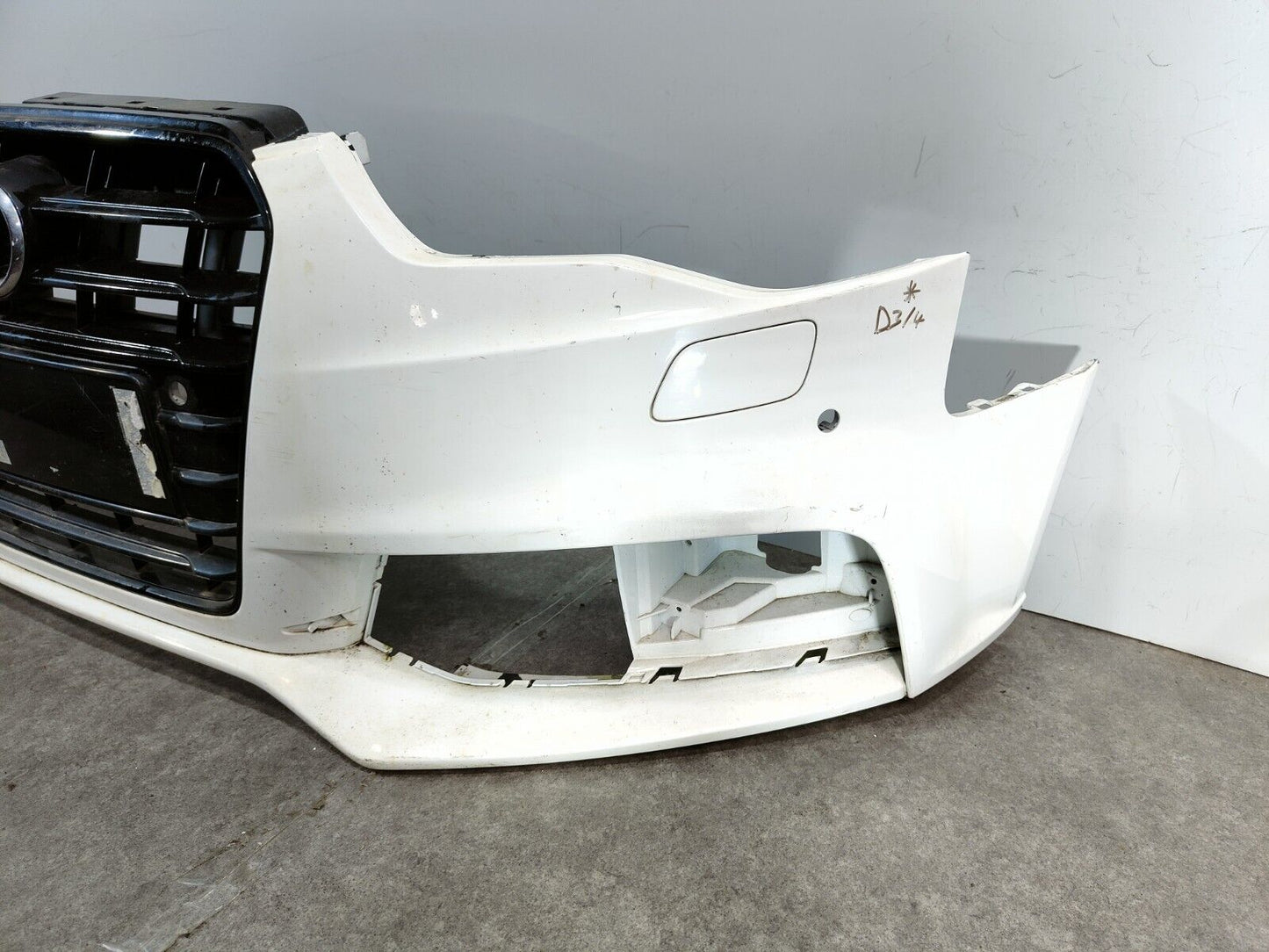 AUDI A5 S LINE 2012-16 FRONT BUMPER & GRILL DAMAGED; P/N: 8T0853651G