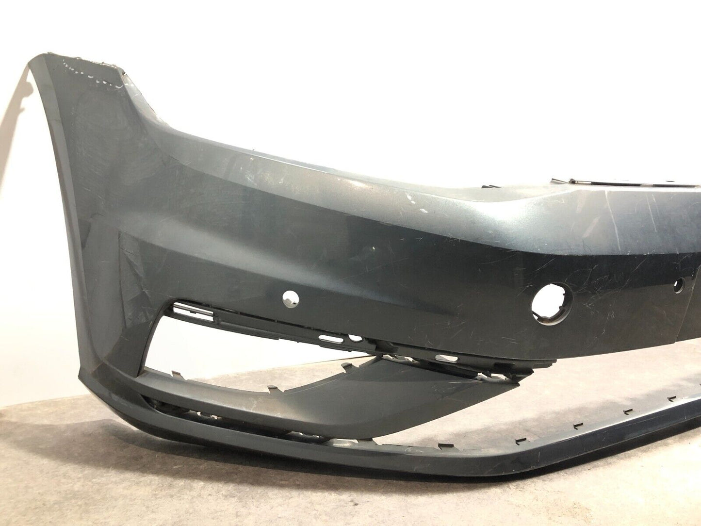 VOLKSWAGEN VW GOLF 2017-20 MK7.5 GENUINE FRONT BUMPER; P/N: 5G0807221