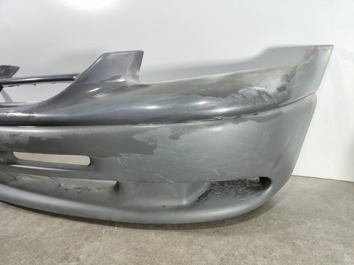 DODGE GRAND CARAVAN 1996-1998 FRONT BUMPER; P/N: 6781635733