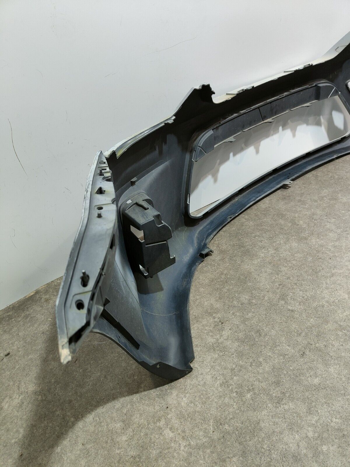 GENUINE FORD C-MAX FRONT BUMPER 2007-10; P/N: 7M51-R17757-A