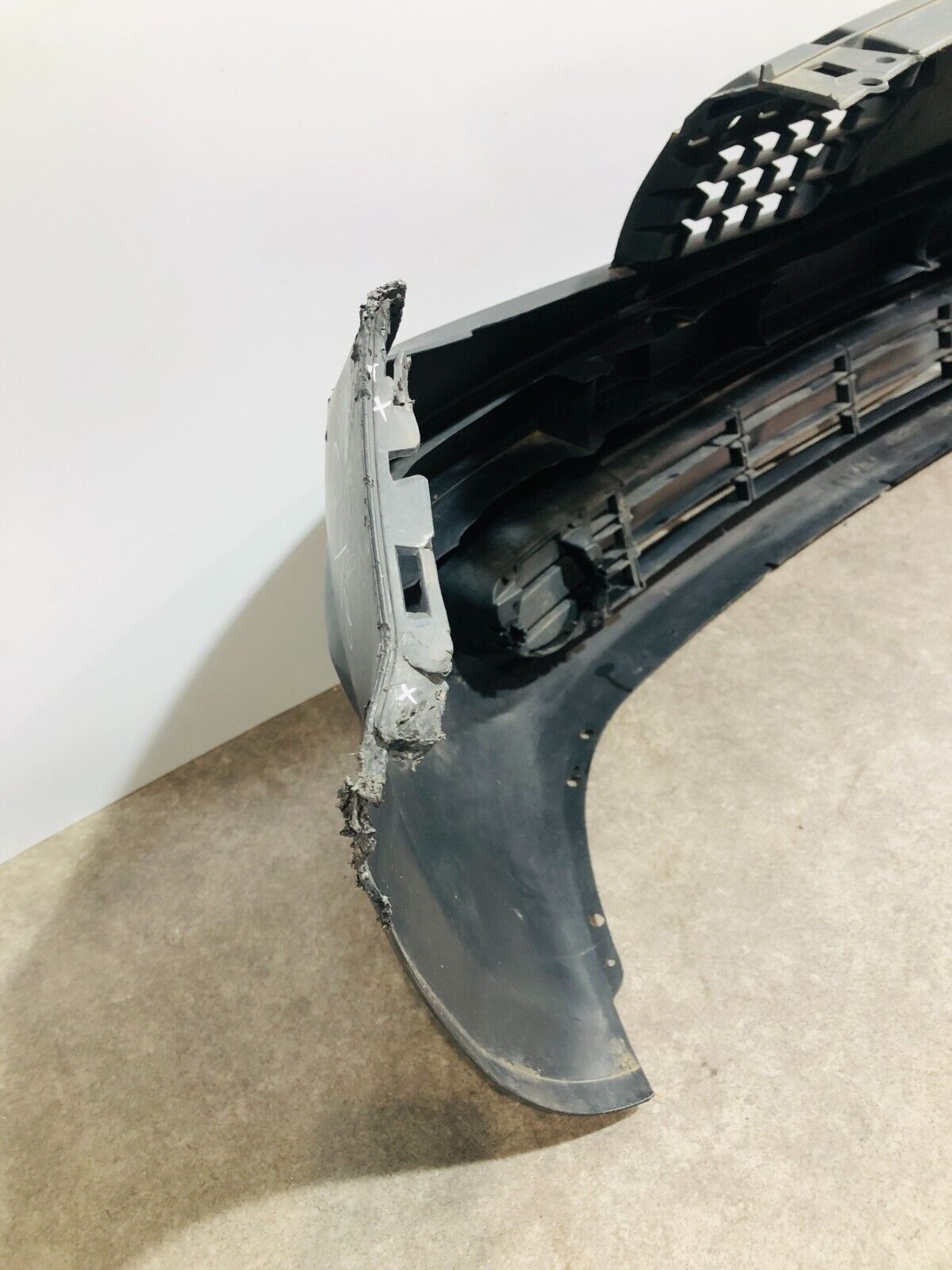 RENAULT SCENIC MK2 2006-2009 FRONT BUMPER; P/N: P1R05W5YT