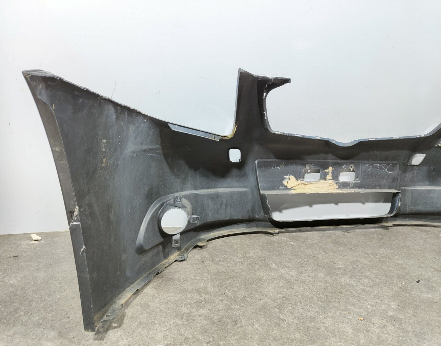 TOYOTA AVENSIS 2008 ONWARDS FRONT BUMPER; P/N: 52119-05190