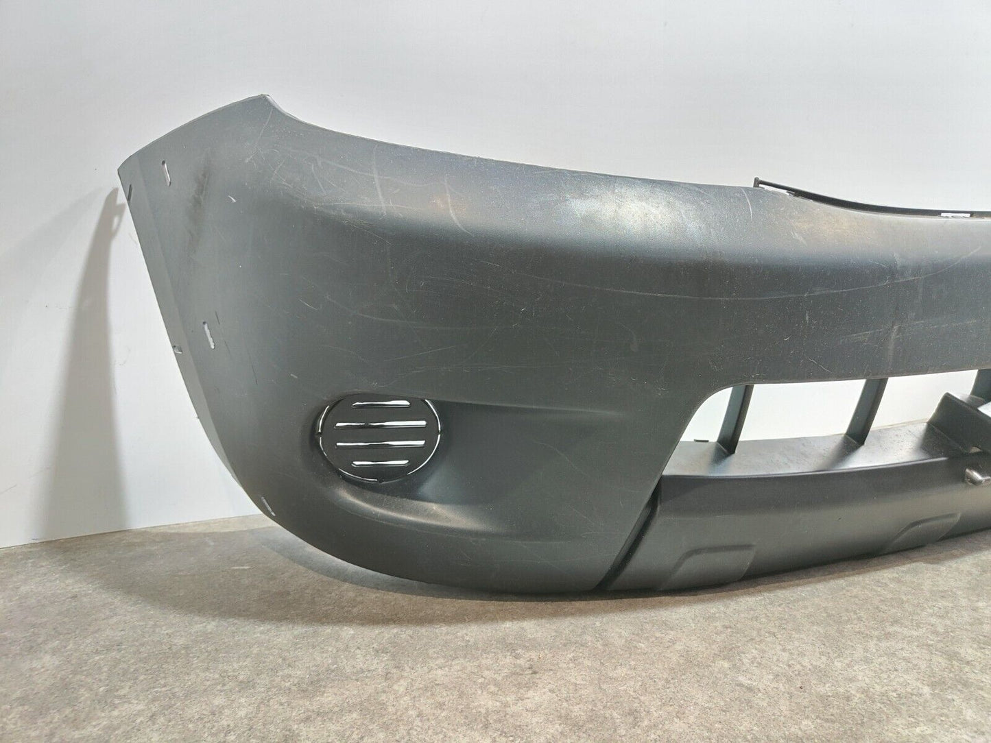 GENUINE TOYOTA HILUX FRONT BUMPER 2009-2011; P/N: 52119-0K974