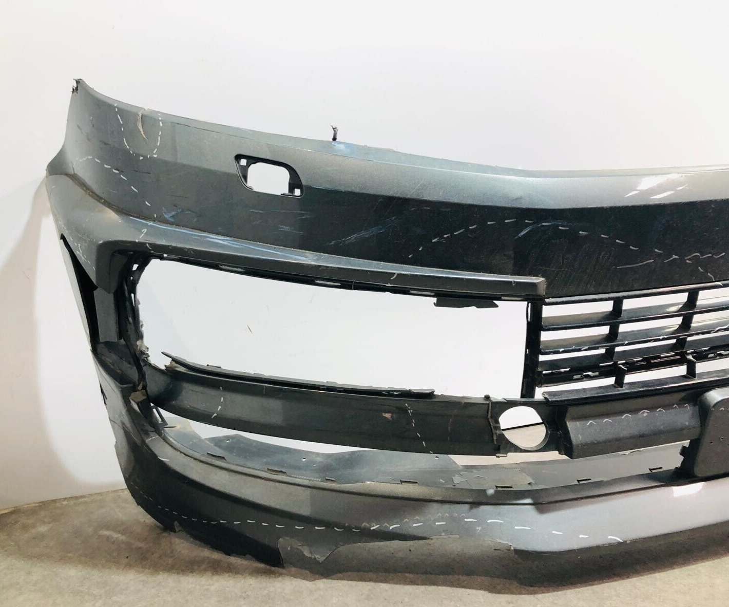 VW TRANSPORTER CARAVELLE 2015 ONWARD T6 FRONT BUMPER; P/N: 7E5807221D