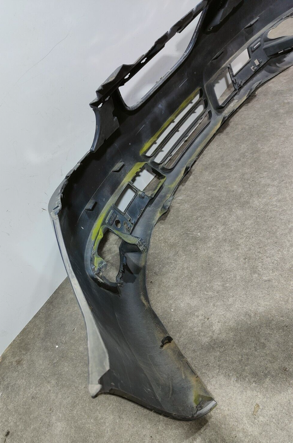 SAAB 95 2006 – 2010 FRONT BUMPER; P/N: 12756063