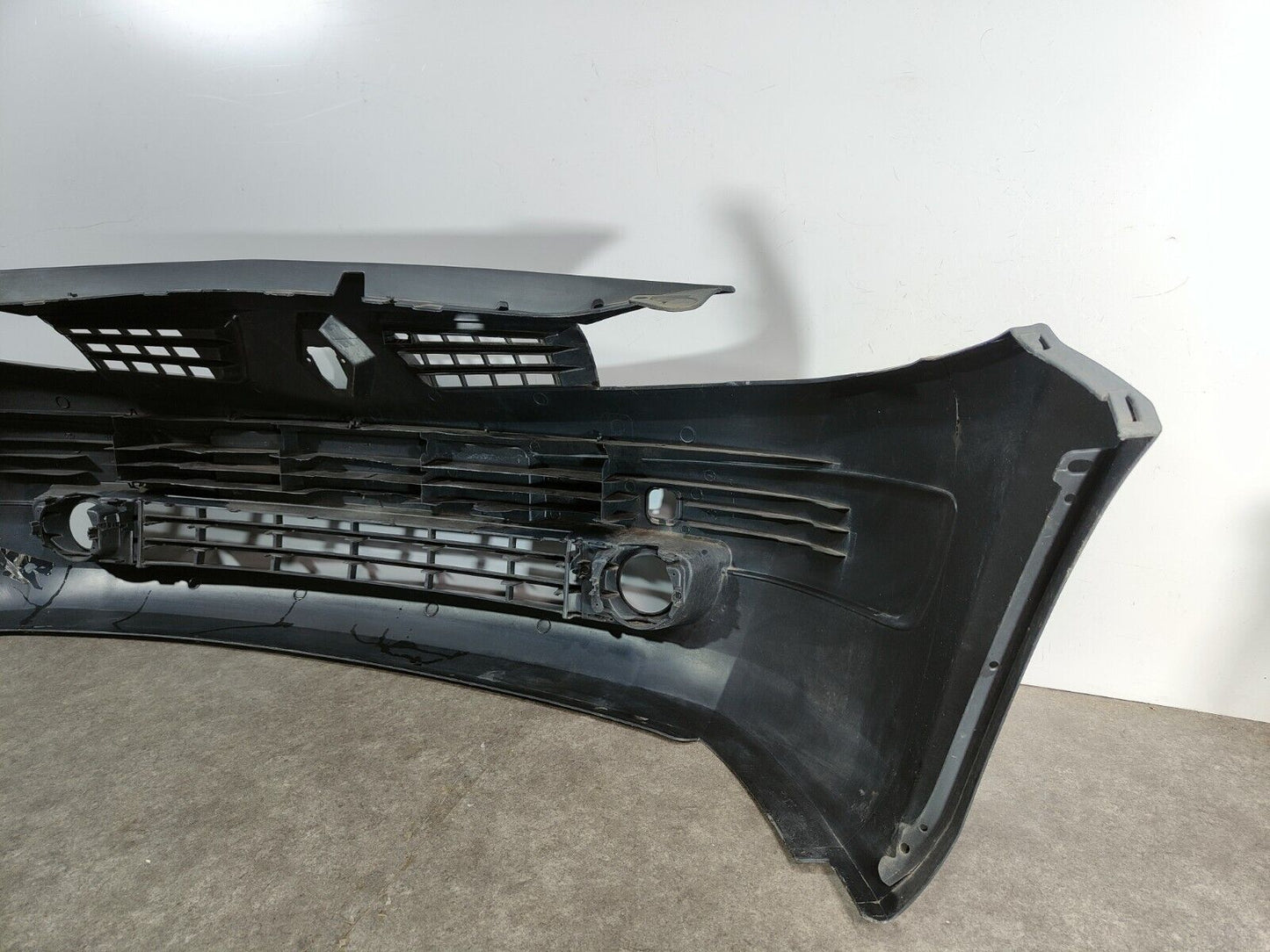 RENAULT MEGANE FRONT BUMPER II (M) 2002-05