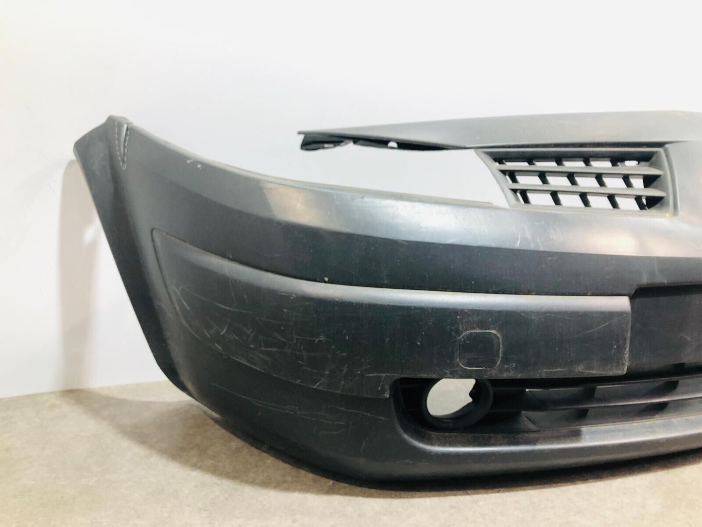 RENAULT MEGANE FRONT BUMPER II (M) 2002-05