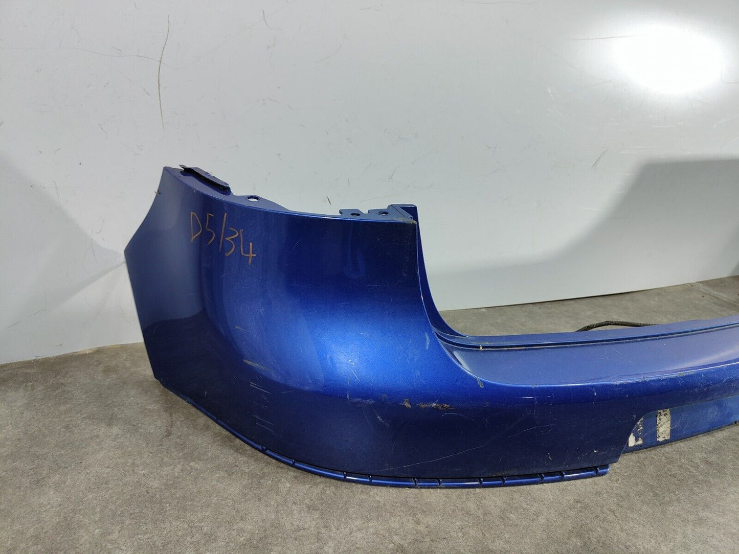 VW GOLF V MK5 2004-2008 REAR BUMPER GENUINE; P/N: 1K6807421