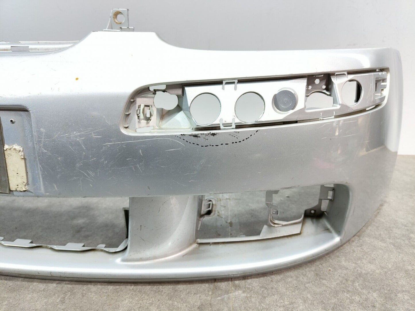 GENUINE VOLKSWAGEN GOLF MARK 5 2004-2009 FRONT BUMPER; P/N: 1K0807221