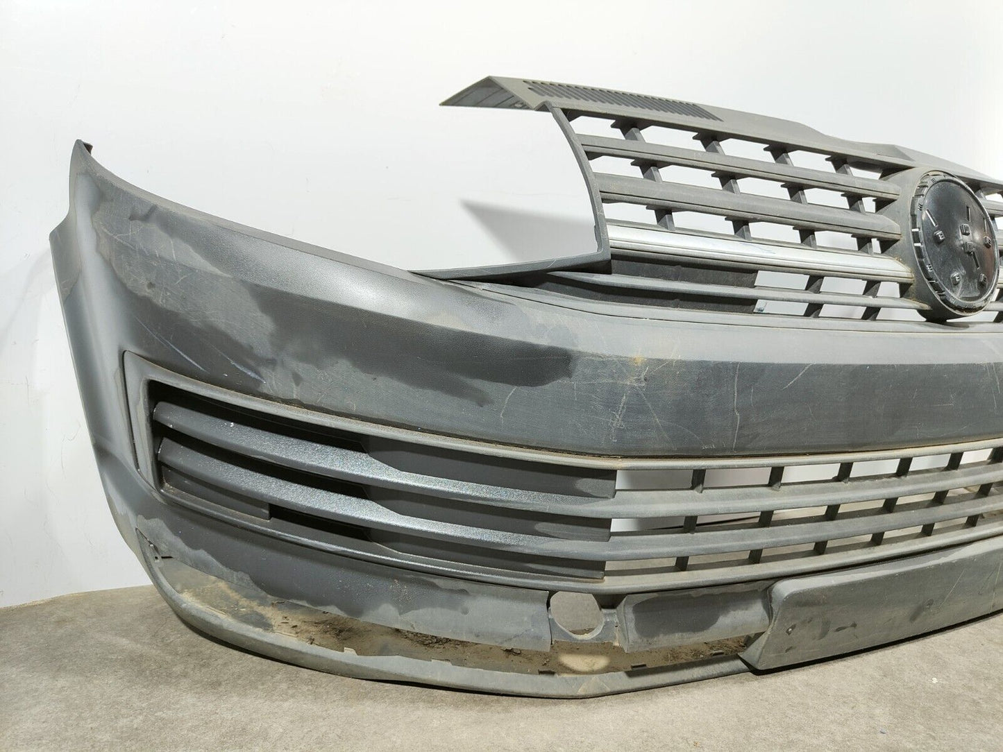 VW TRANSPORTER FRONT BUMPER 2015-2019; P/N: 7E0807221D