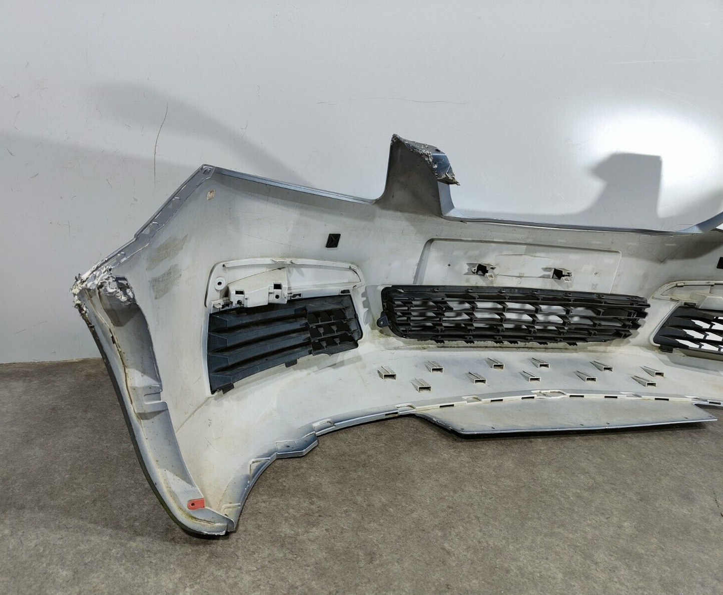 VAUXHALL ZAFIRA B MK2 FRONT BUMPER 2005-08; P/N: 13124959