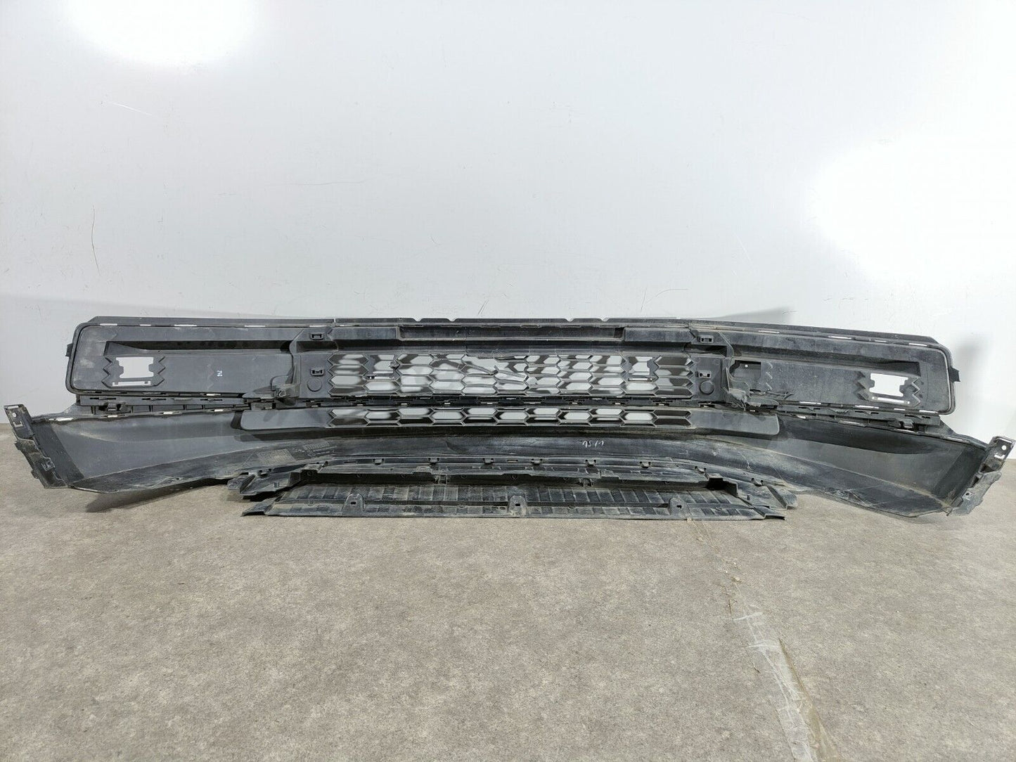 SKODA KODIAQ MK2 2021-ON FRONT BUMPER; P/N: 565807221H