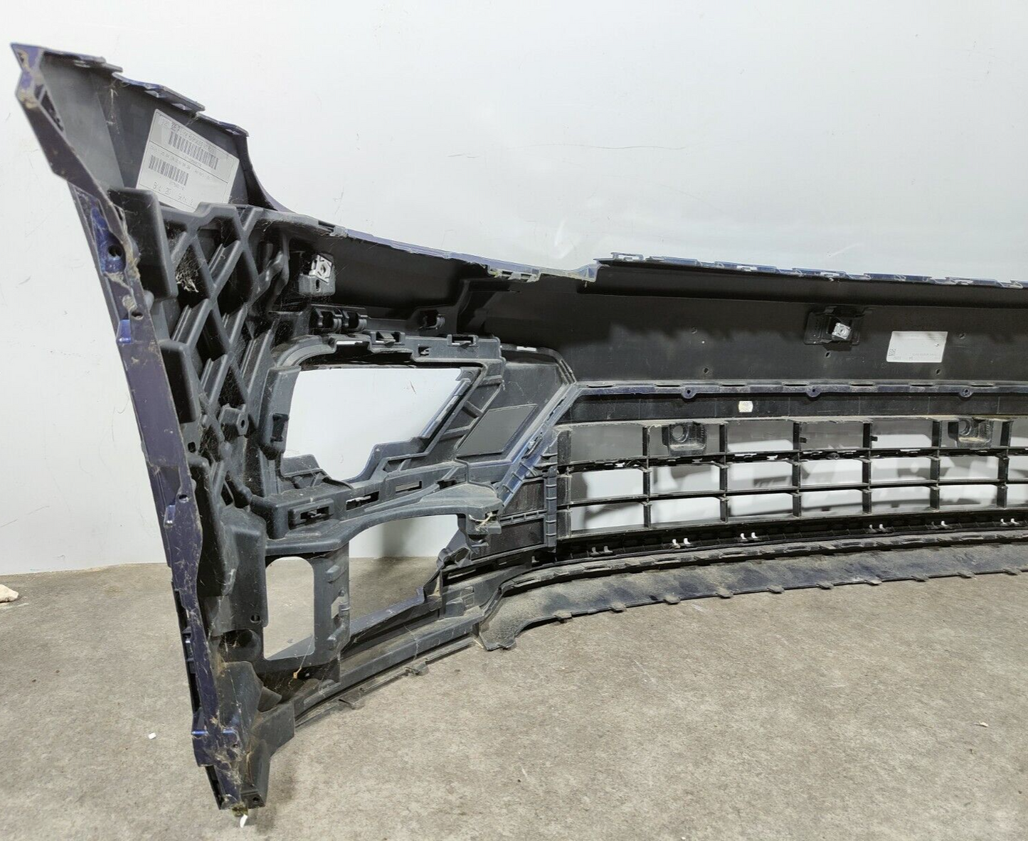 VOLKSWAGEN TIGUAN 2015 ON SUV R LINE FRONT BUMPER; P/N: 5NA807221B