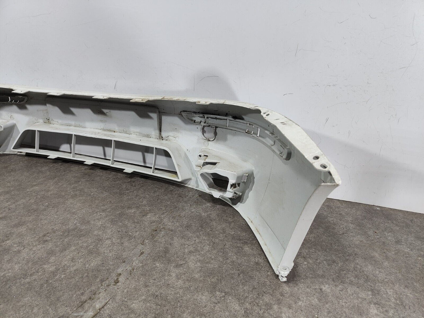 FORD FOCUS 2002 - 2005 FRONT BUMPER; P/N: 1201837