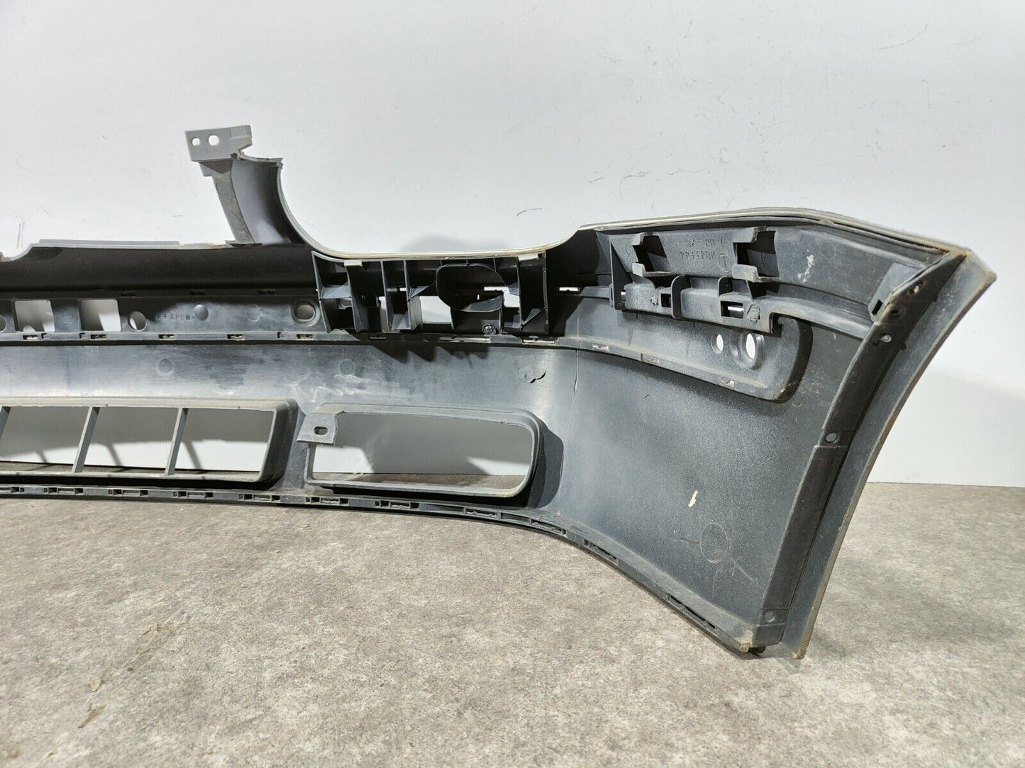 VW GOLF IV 1997-2003 FRONT BUMPER; P/N: 1J0807217