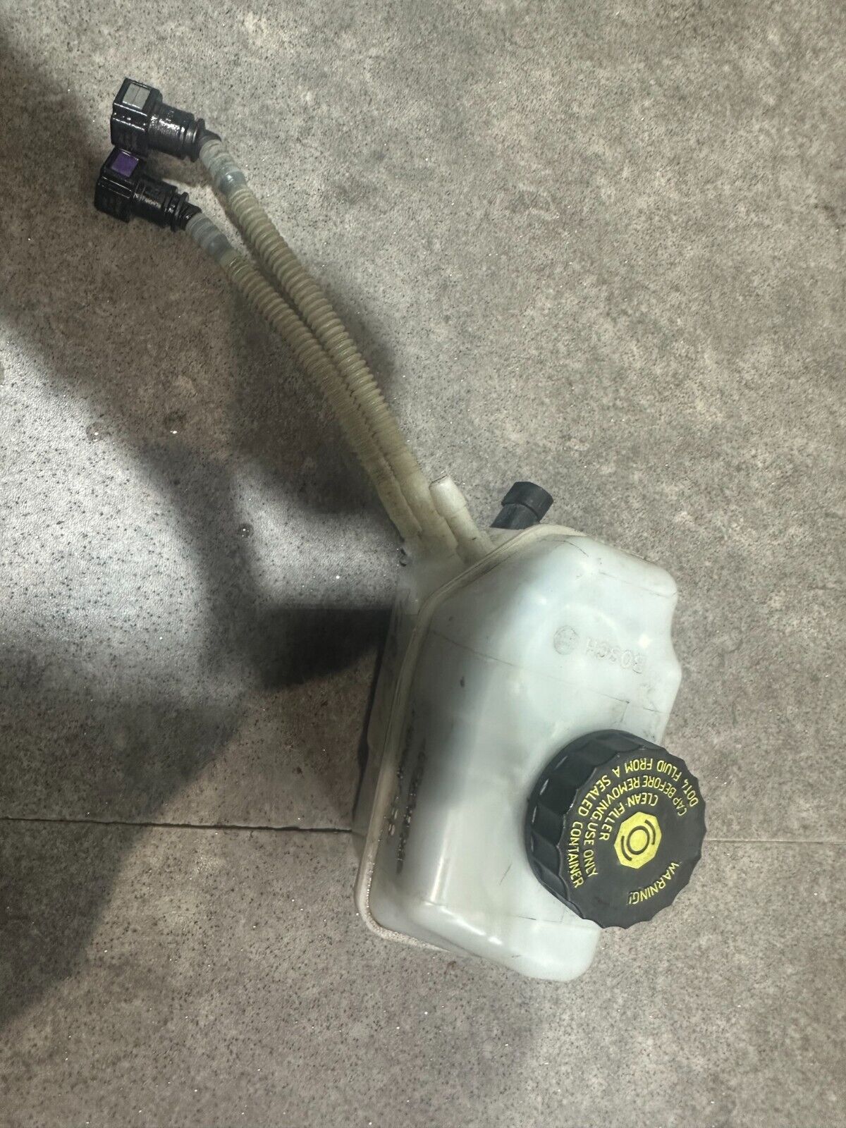 2011 VAUXHALL CORSA D 1.3 DIESEL BRAKE FLUID RESERVOIR TANK; P/N: 020451244