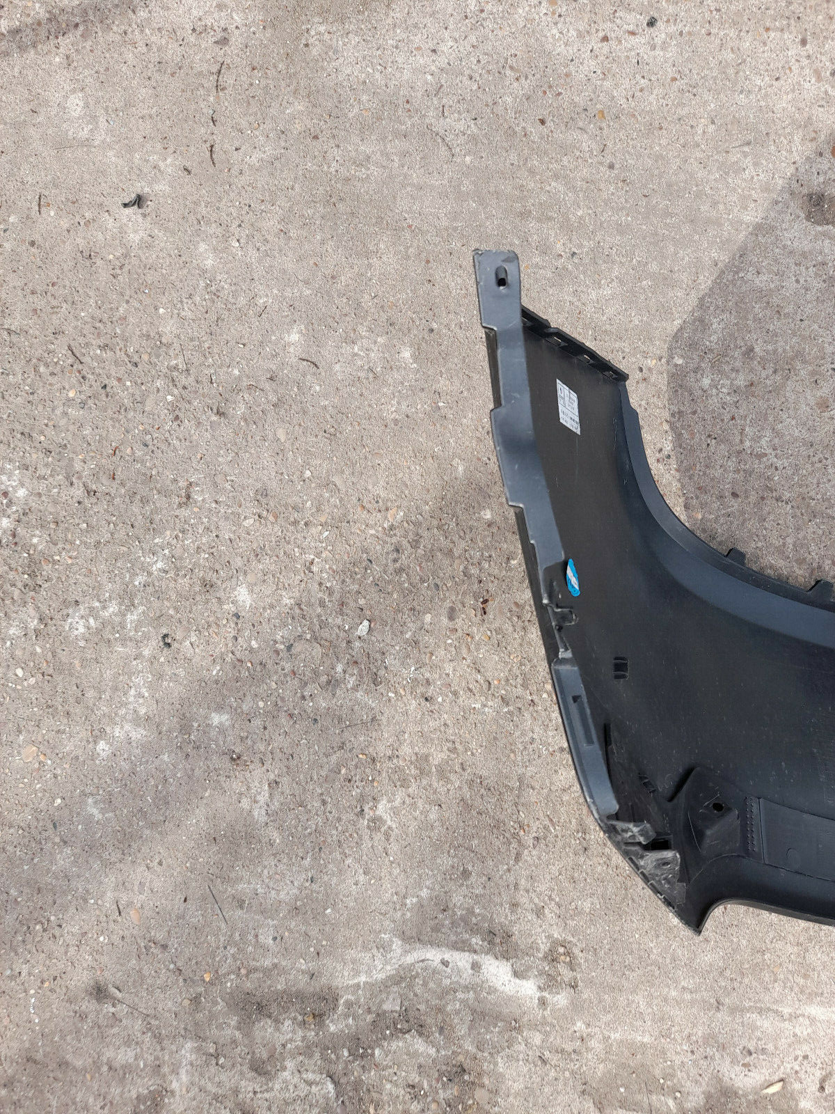 GENUINE VAUXHALL MOKKA X 2016-2019 REAR UPPER BUMPER IN BLACK PN:42541980