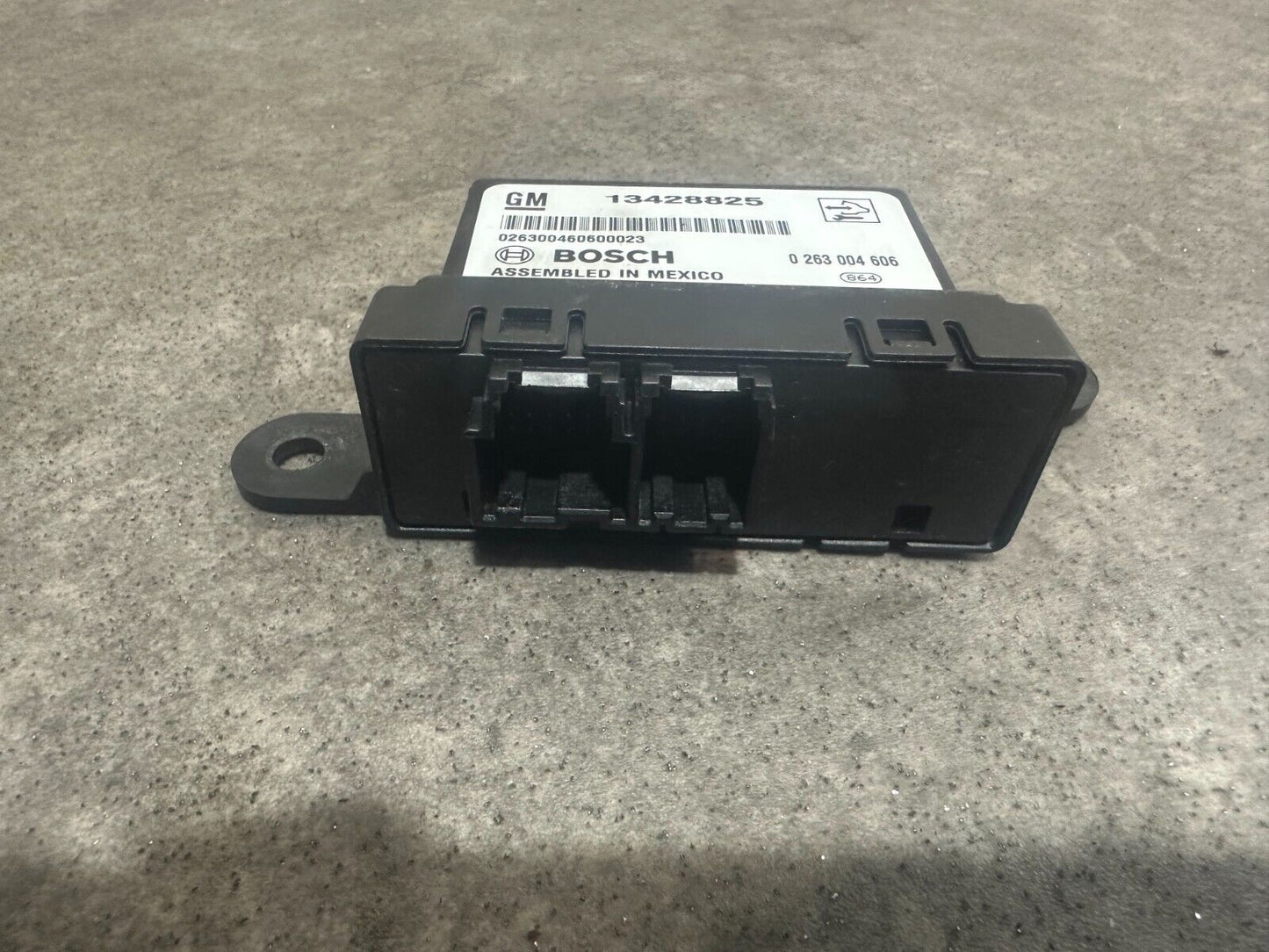 2013 VAUXHALL ADAM PDC PARKING DISTANCE CONTROL MODULE ECU; P/N: 13428825