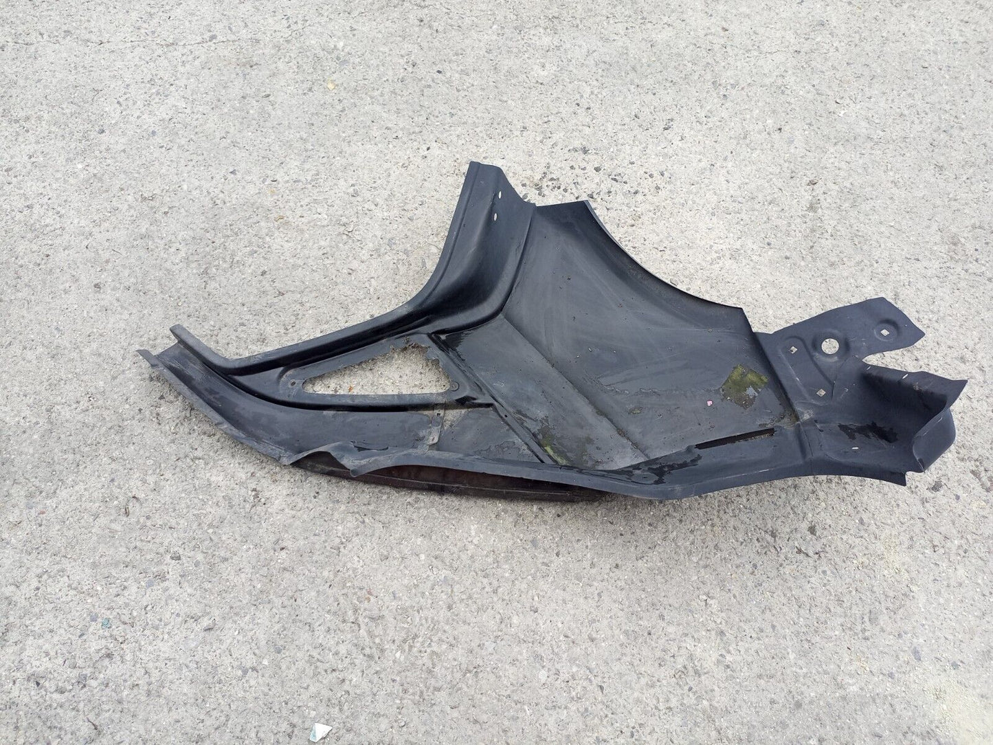 AUDI A1 2014 5 DOOR PASSENGER SIDE REAR QUARTER PANEL OUTER WHEEL ARCH