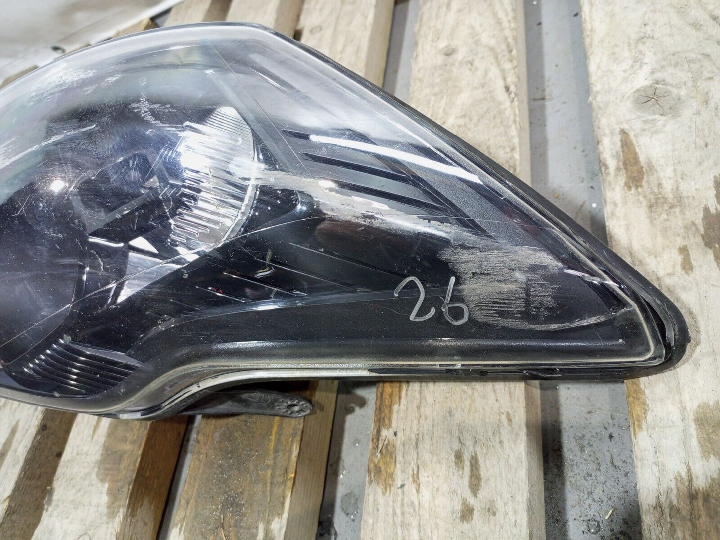 FORD FOCUS 2008-2011 FRONT RIGHT SIDE HEADLIGHT P/N:8M51-13W029-DG