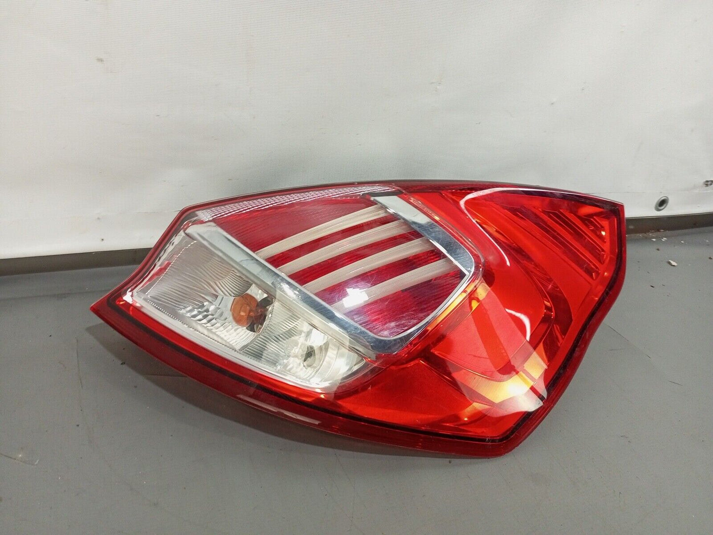 GENUINE FORD FIESTA MK7 2008-2017 REAR RIGHT TAIL LIGHT P/N:C1BB-13404-BA