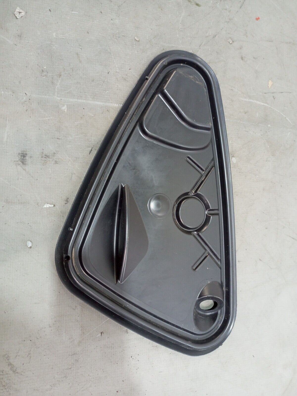 VOLKSWAGEN TIGUAN 2016-2020 REAR LEFT DOOR COVER P/N:5NA839915