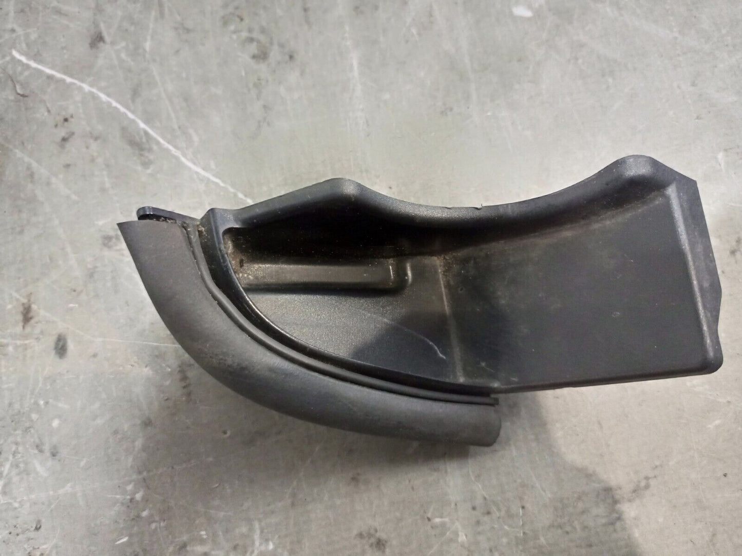 RANGE ROVER 2016-2021 FRONT RIGHT FENDER COWL A PILLAR TRIM P/N:CK52-56191-AB