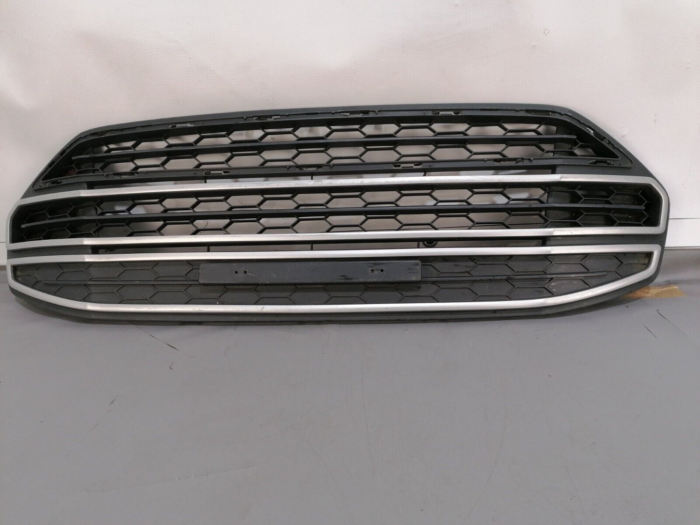 FORD ECO SPORT 2013-2017 FRONT BUMPER MAIN GRILL CV1517B968 GENUINE