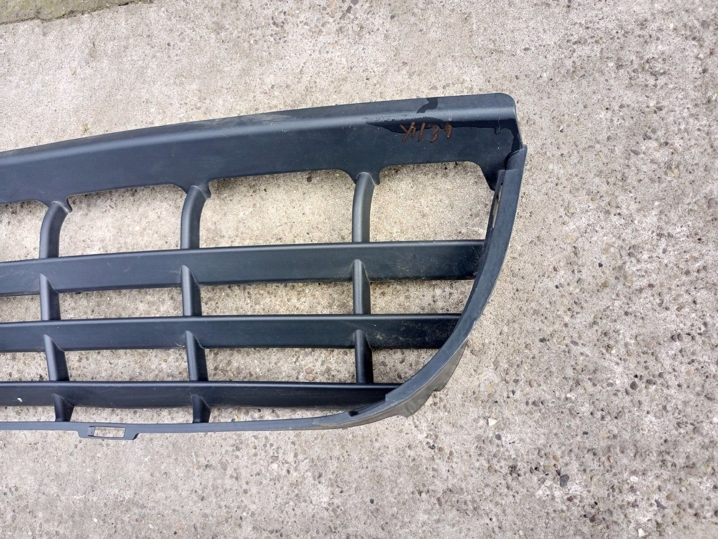 VOLKSWAGEN CRAFTER 2006-2011 FRONT BUMPER LOWER GRILL P/N:2E0807835A