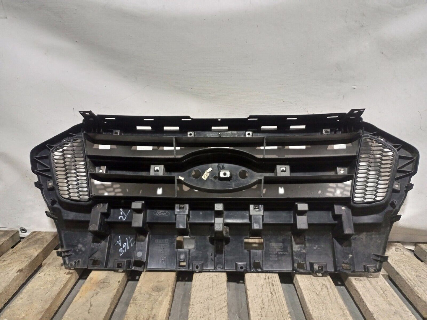 FORD RANGER 2016-2019 FRONT BUMPER RADIATOR GRILL P/N:EB3B-8350-A