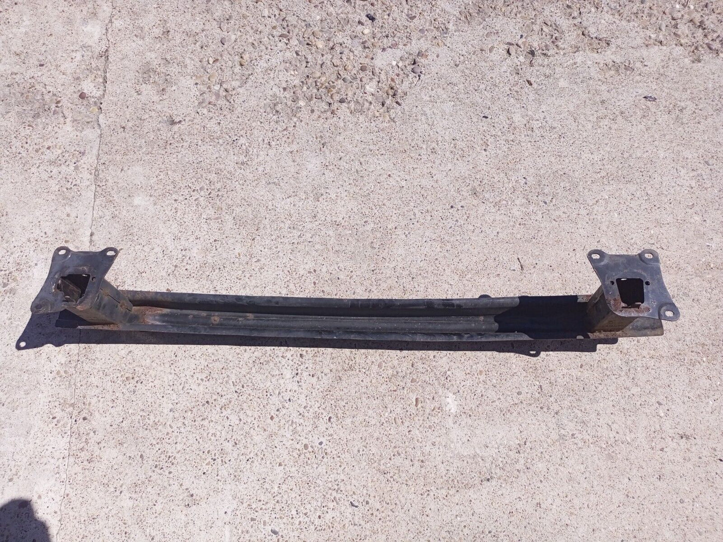 VW JETTA 2005-10 SALOON REAR BUMPER REINFORCEMENT CRASH SUPPORT BAR 1K5807311A