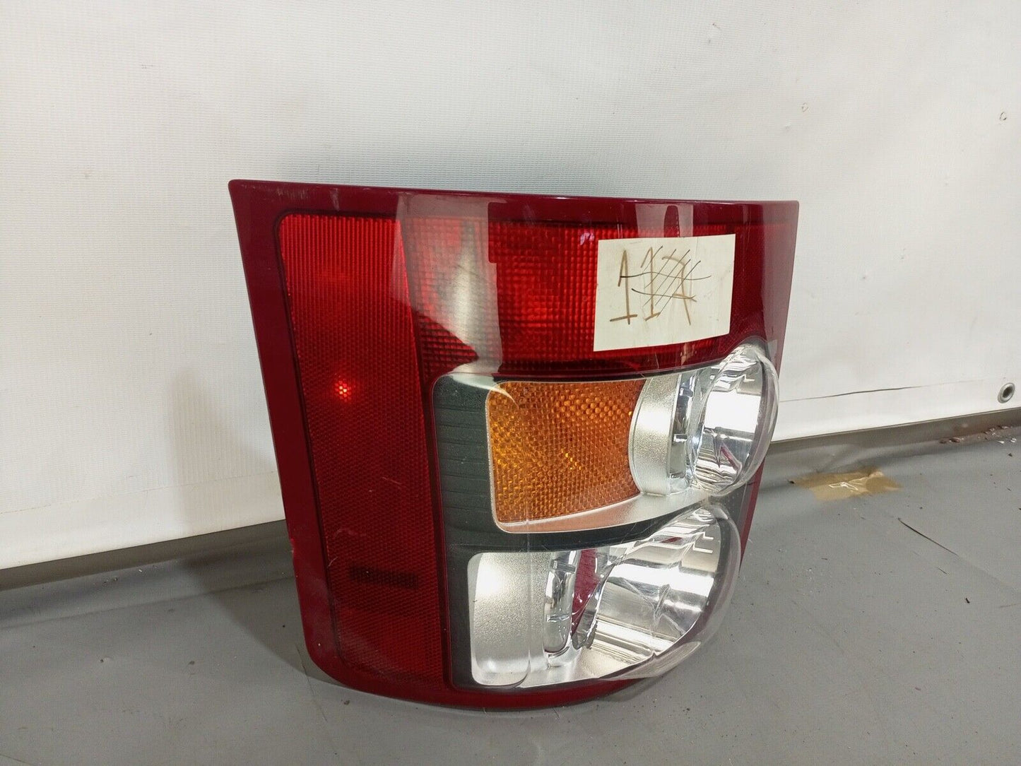 RANGE ROVER SPORT L320 2005-2009 PASSENGER LEFT SIDE REAR LIGHT P/N:XFB500420