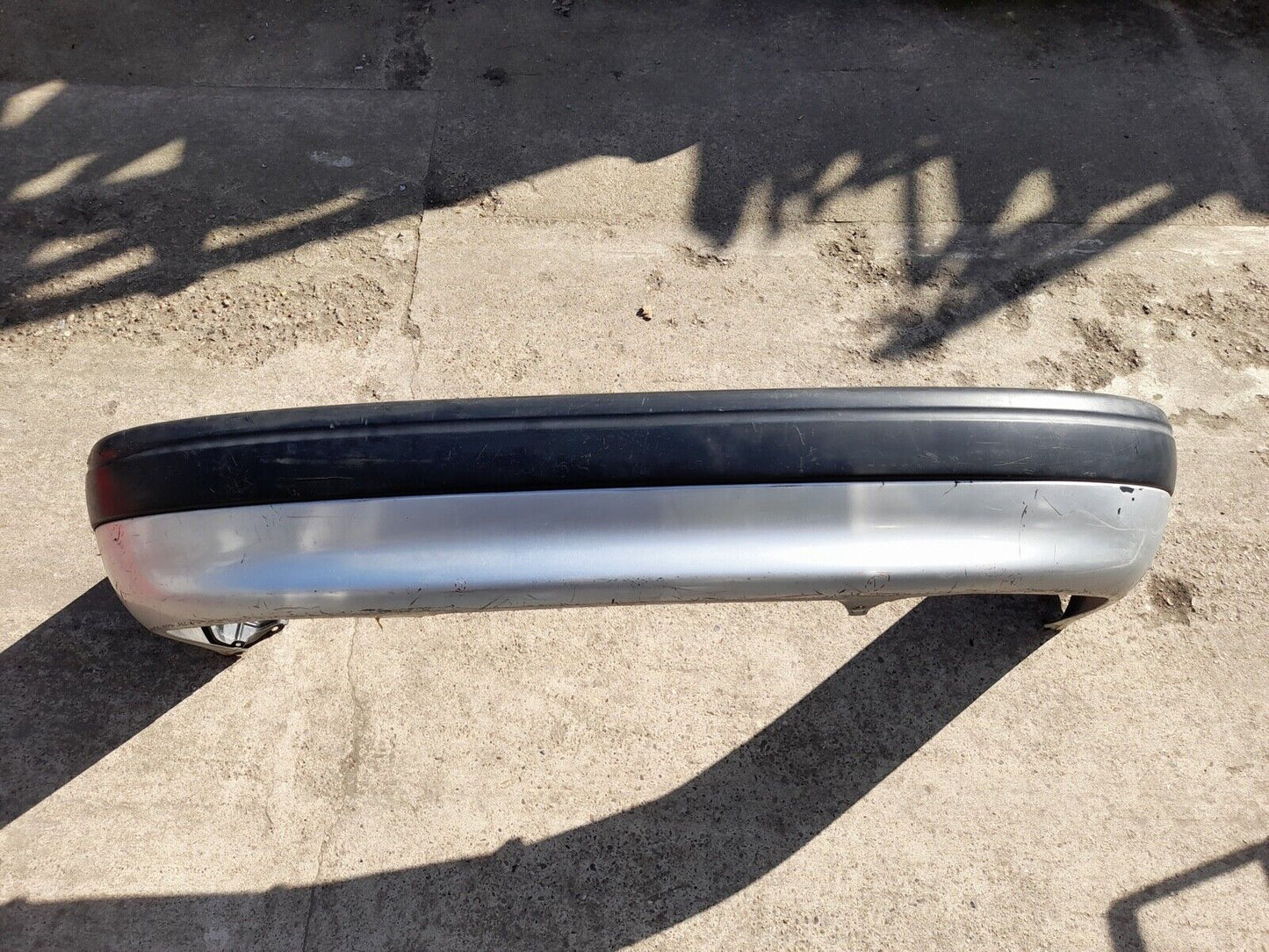 GENUINE TOYOTA COROLLA 1995-2002 REAR BUMPER P/N:521591A610