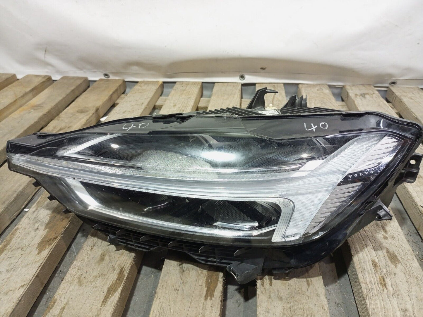 VOLVO XC90 2018-ON LEFT SIDE MID LED HEADLIGHT P/N:32133546