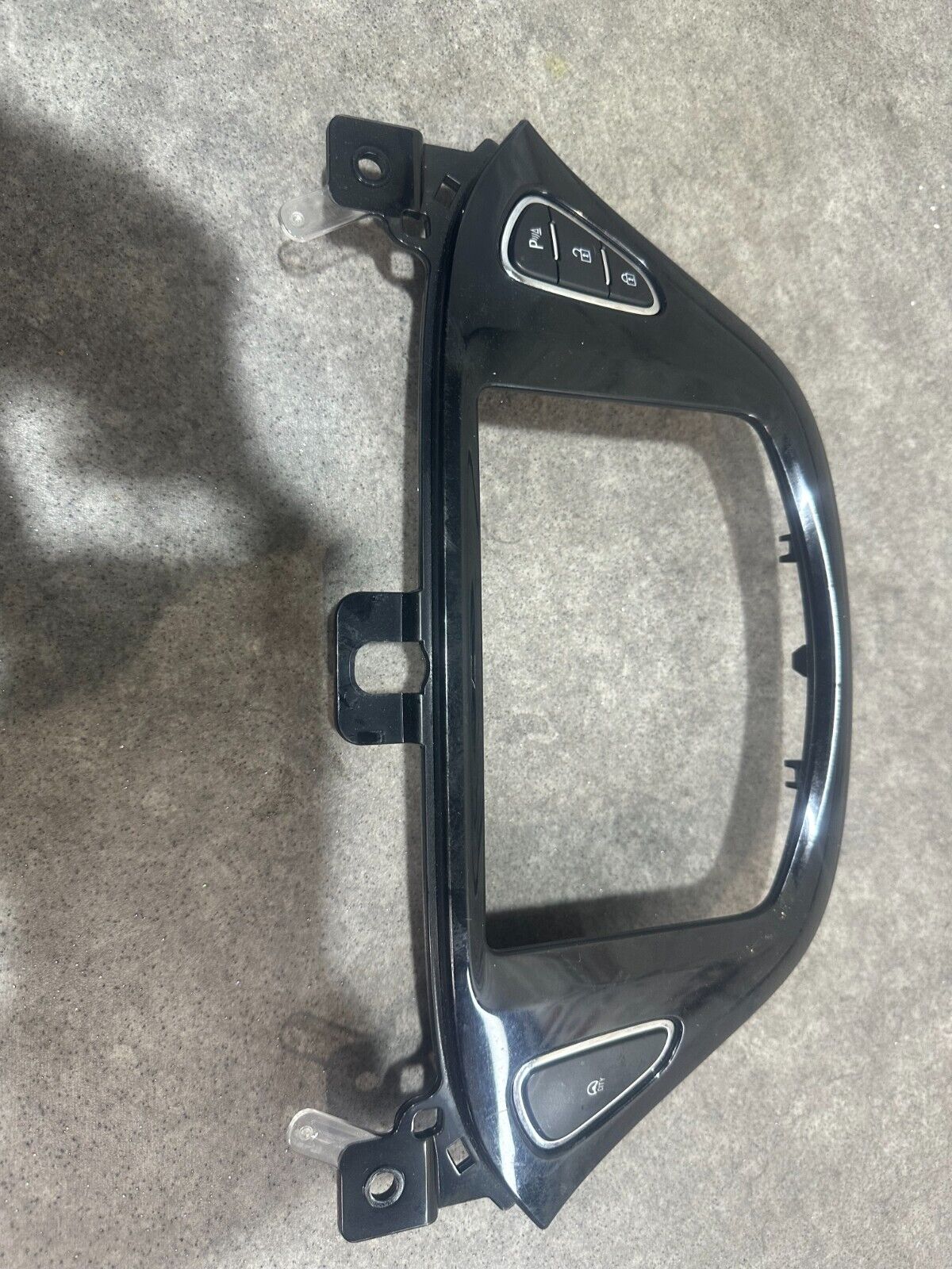 VAUXHALL ADAM 2012-2018 CENTRE CONSOLE TRIM WITH CONTROLS; P/N: 13352019