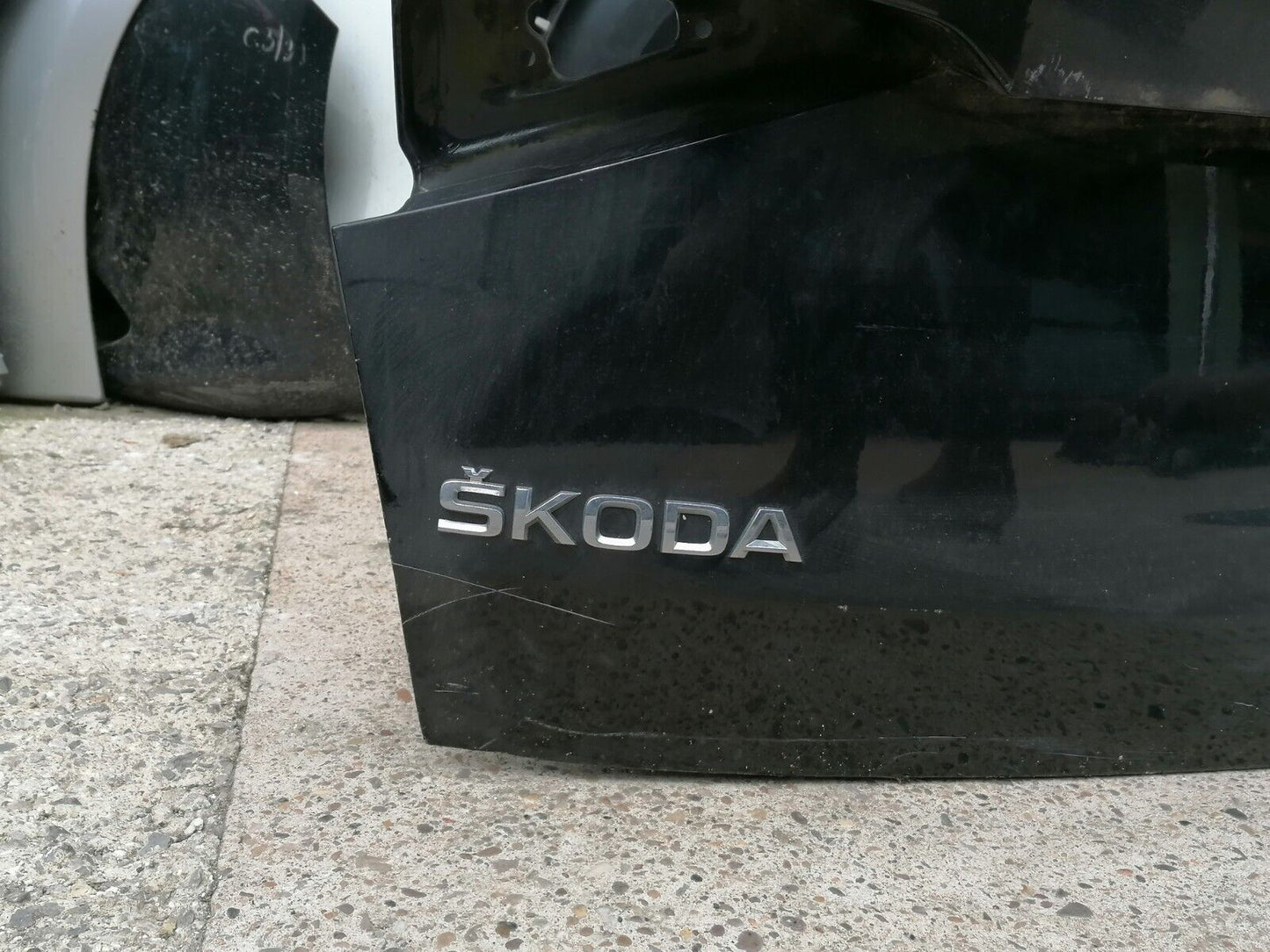 2018 SKODA KODIAQ TAILGATE IN BLACK 5 DOOR ESTATE