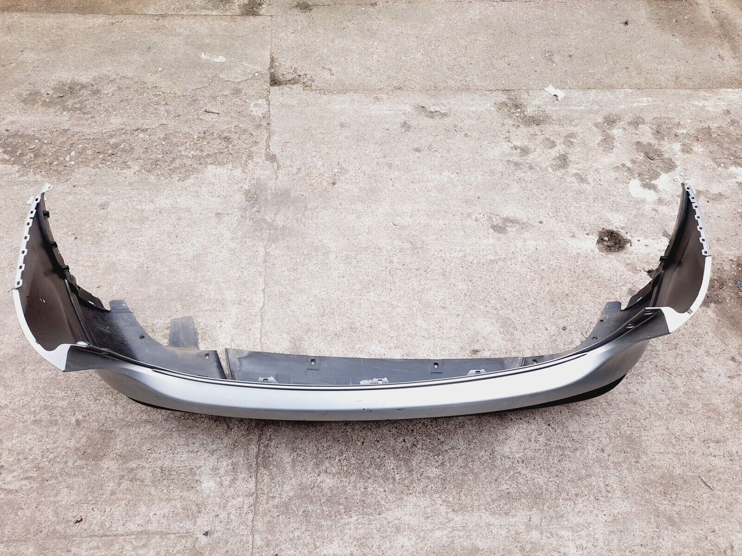 GENUINE NISSAN QASHQAI MK2 2014-2016 REAR BUMPER IN SILVER P/N:850224EA0H