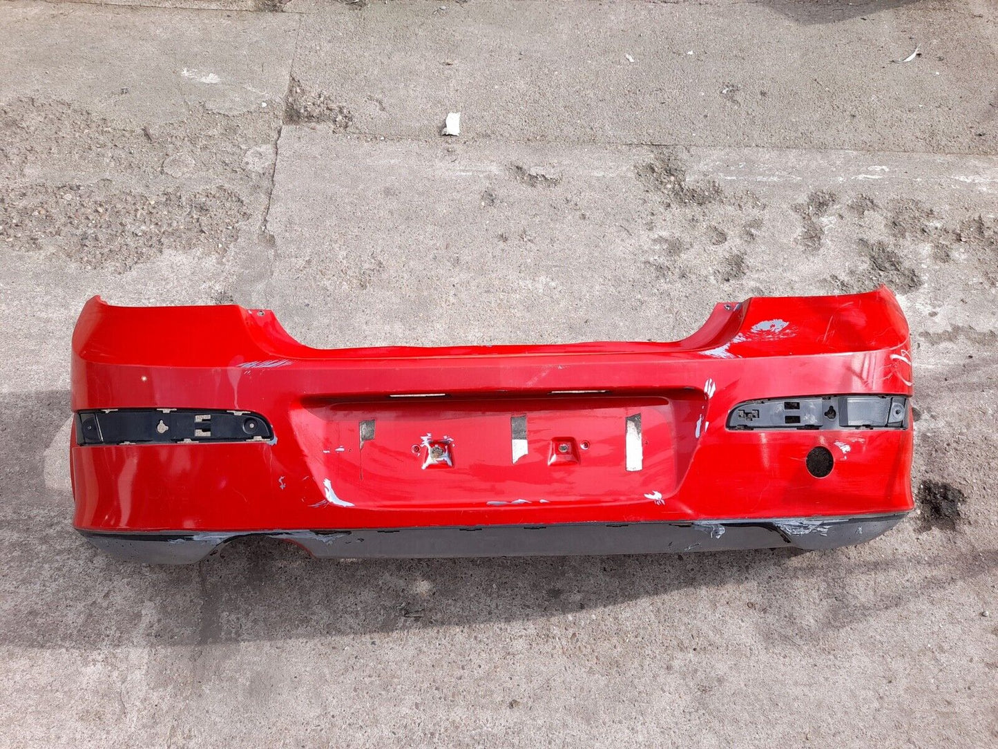 GENUINE VAUXHALL ASTRA H 5DR 2004-2009 REAR BUMPER IN RED P/N:24460353