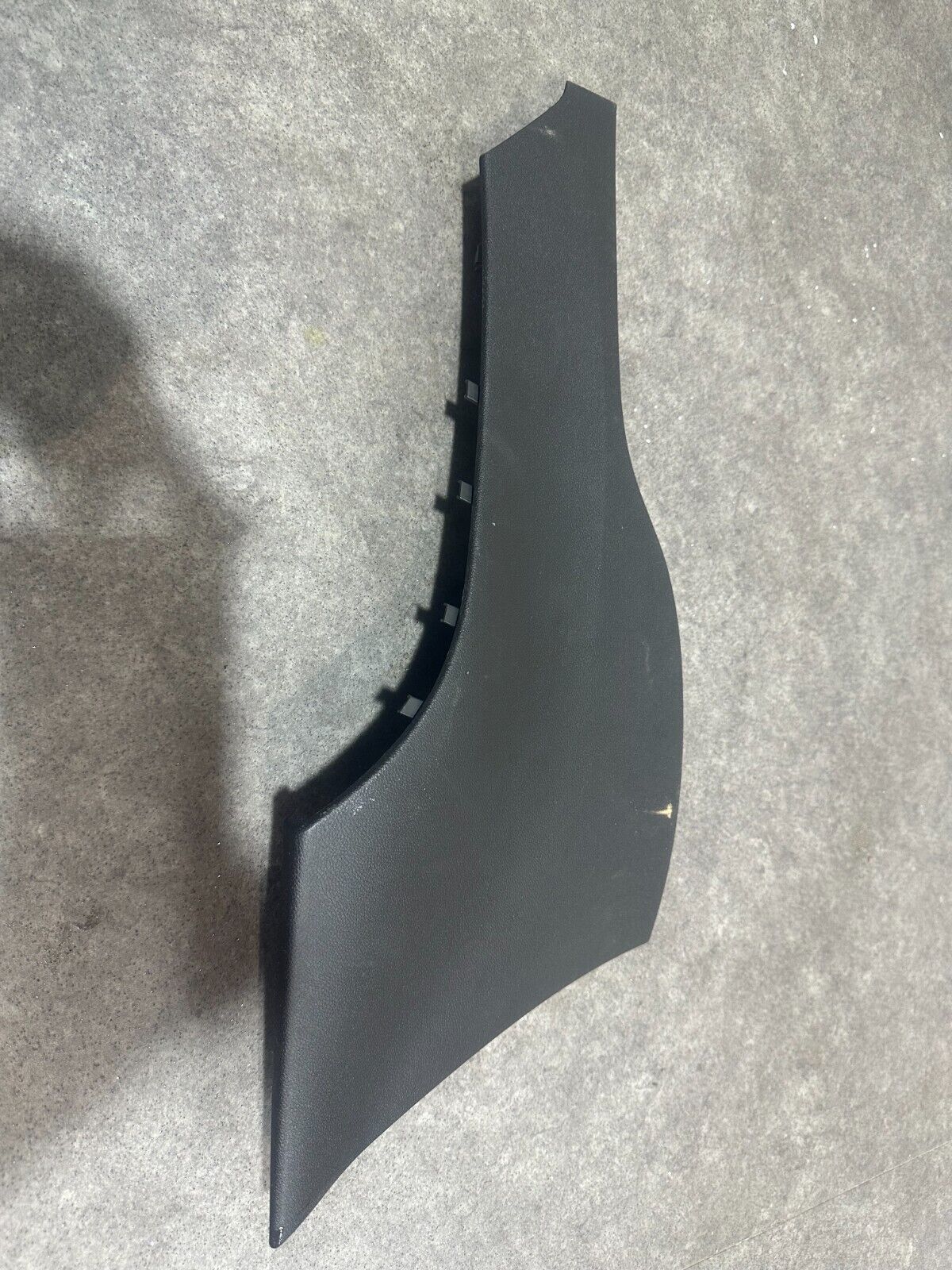 2013 VAUXHALL ADAM CENTRE CONSOLE TRIM COVER PANEL LEFT PASSENGER SIDE; 13354932