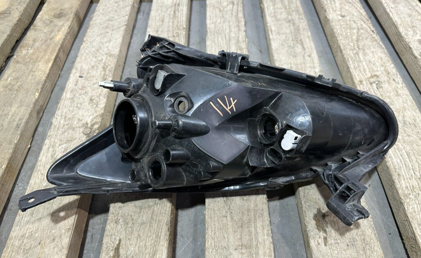 TOYOTA AYGO 2005-2014 FRONT RIGHT HEADLIGHT P/N:811100H080