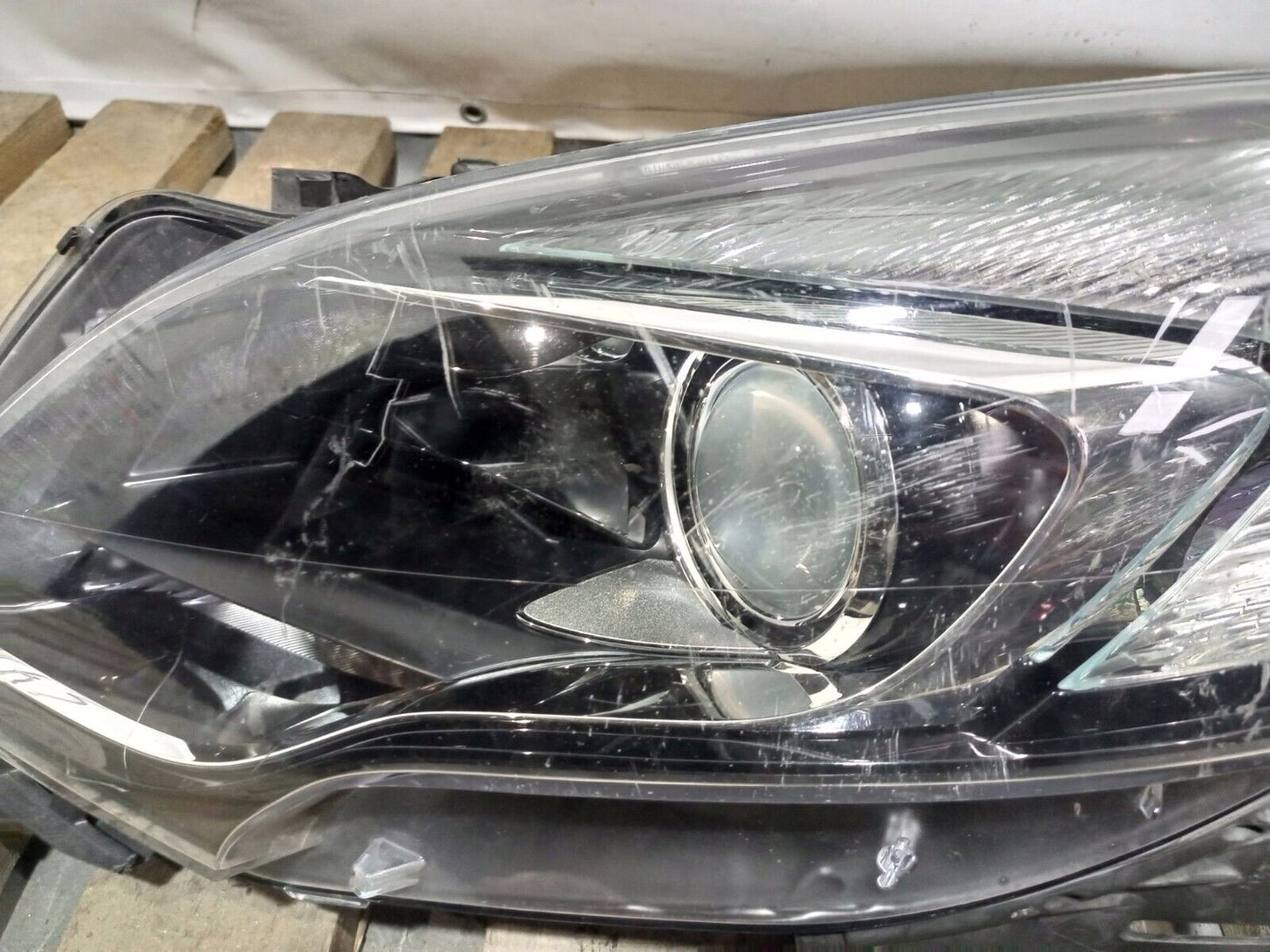 VAUXHALL ZAFIRA 2012-2016 FRONT LEFT SIDE HEADLIGHT P/N:13399862