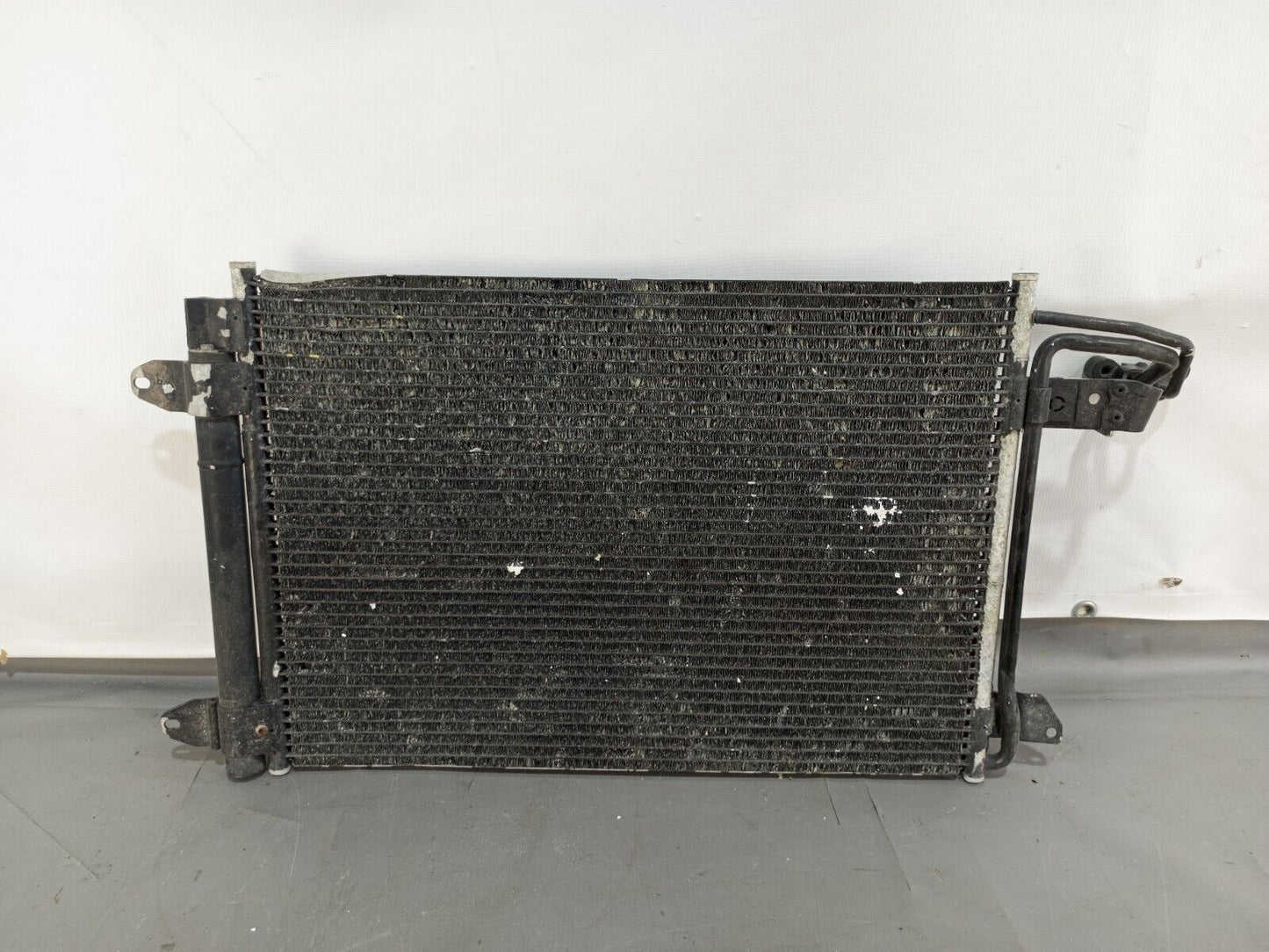 VOLKSWAGEN GOLF ENGINE COOLING RADIATOR P/N:1K0298403A