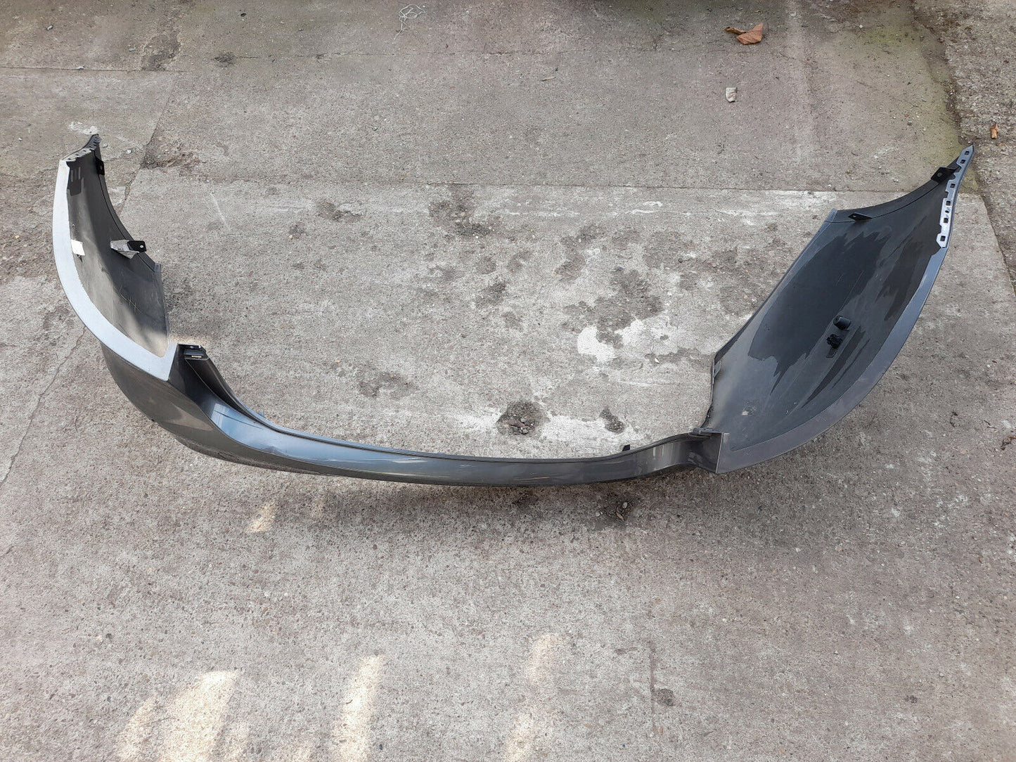 GENUINE JAGUAR XF 2015-ONWARDS REAR BUMPER PN:GX63-17D781-A