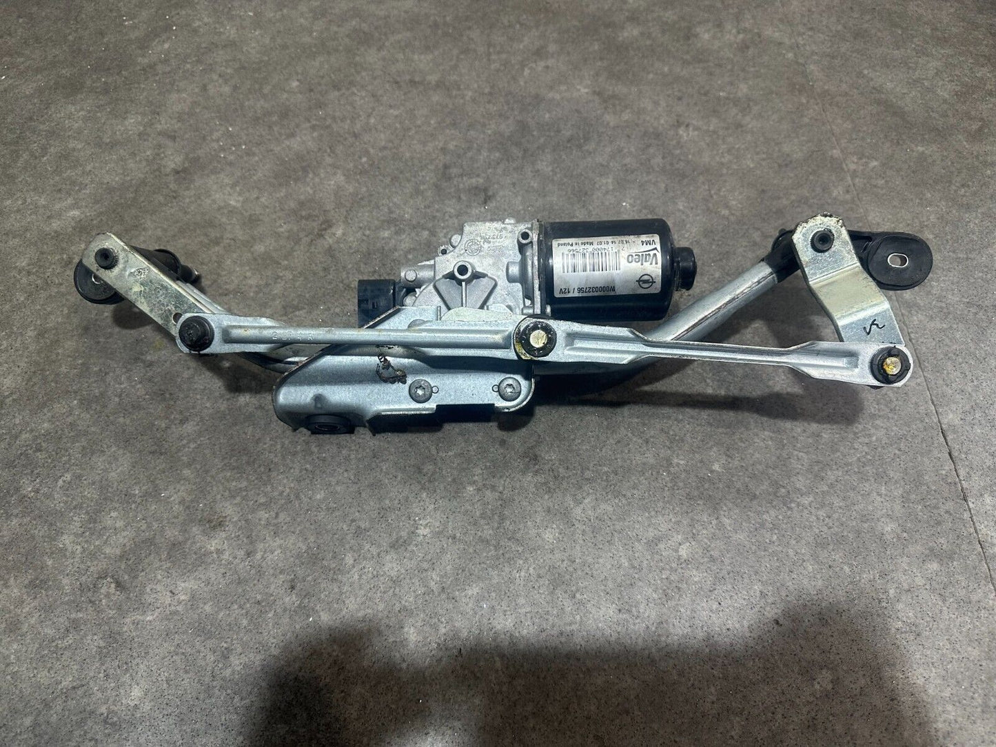 VAUXHALL CORSA E 2014-ONWARDS FRONT WINDSCREEN WIPER MOTOR & LINKAGE