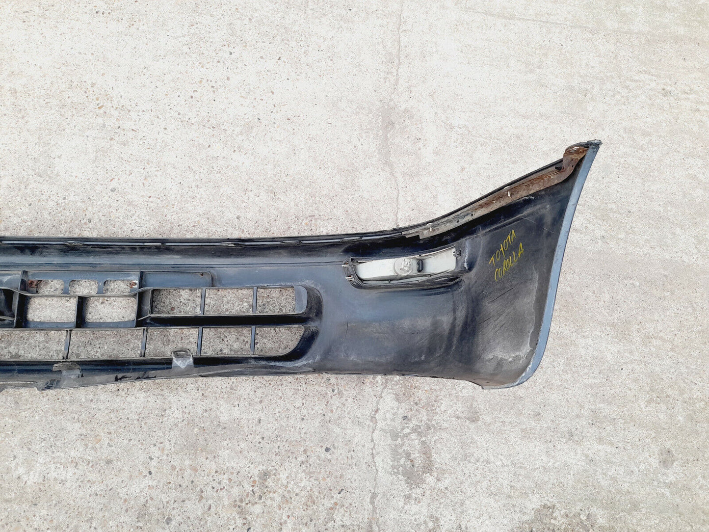 GENUINE TOYOTA CAROLLA KE30 1976-1979 FRONT BUMPER PN:52119-1E180