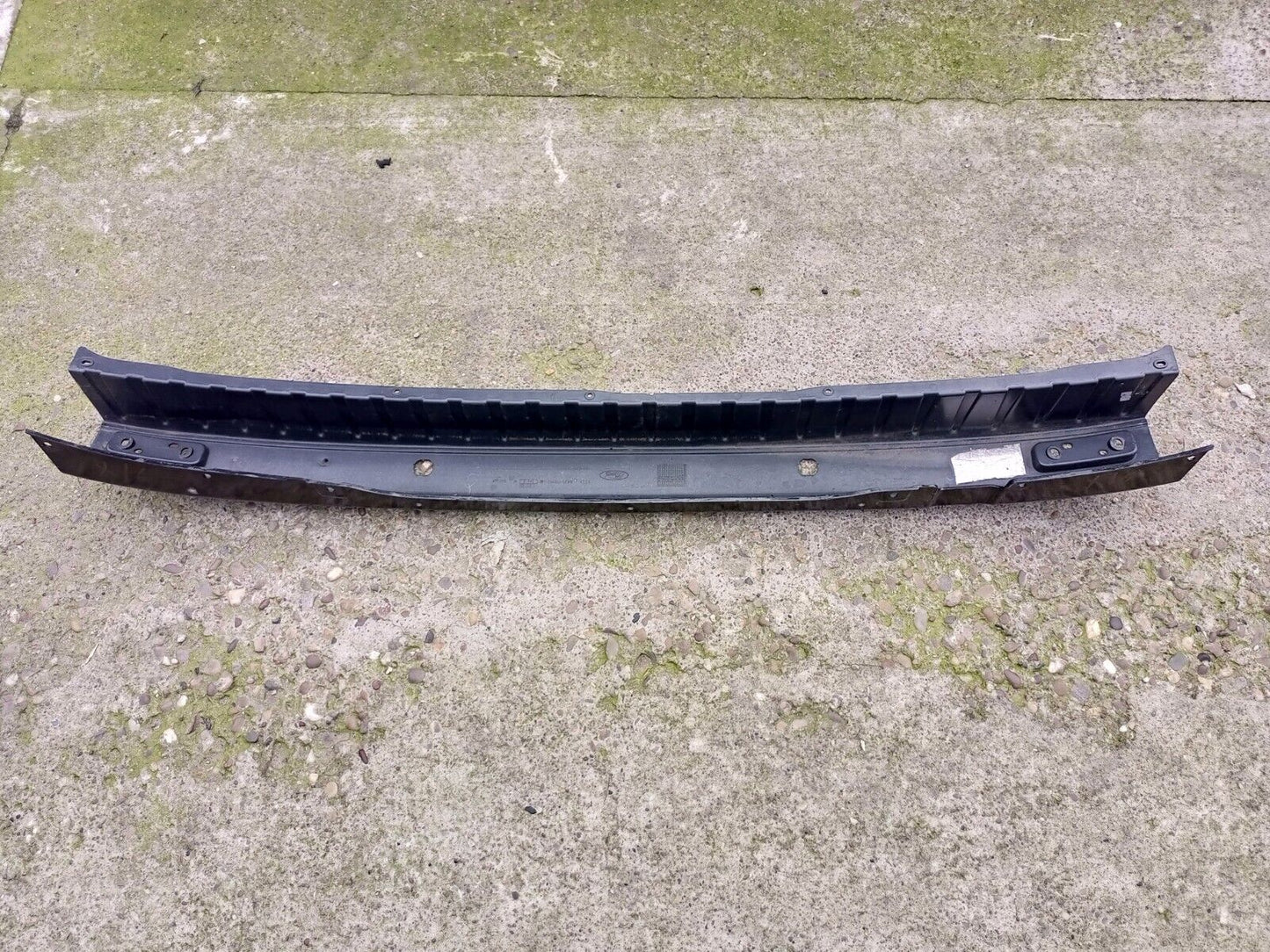 GENUINE FORD TRANSIT CUSTOM 2012 - 2018 REAR BUMPER BK2117E962A