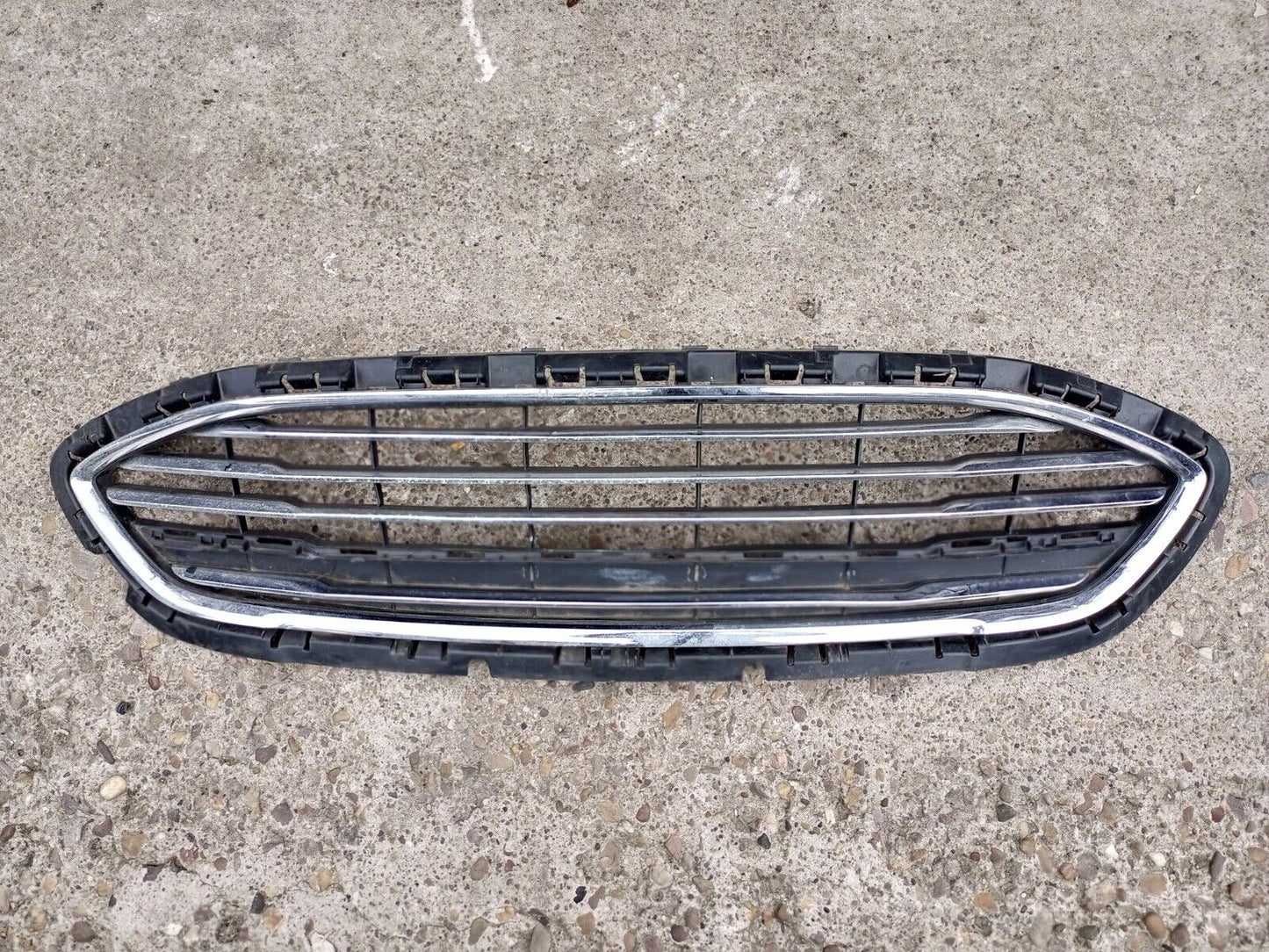 FORD FIESTA 2017-2022 FRONT BUMPER GRILL P/N:H1BB-8B271-B1